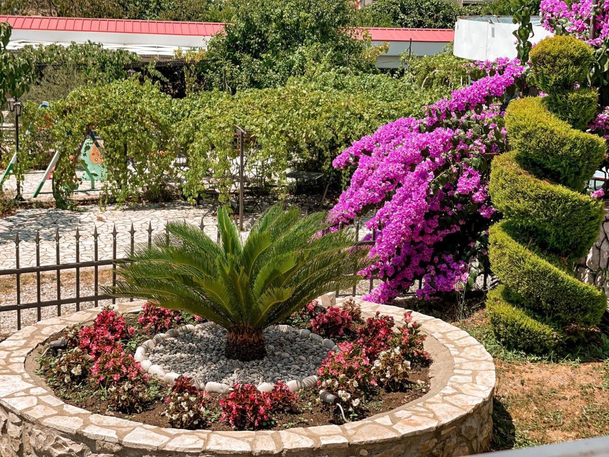 Rejhan Totti Ulcinj Exterior photo