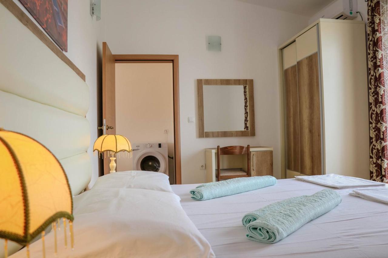 Rejhan Totti Ulcinj Exterior photo