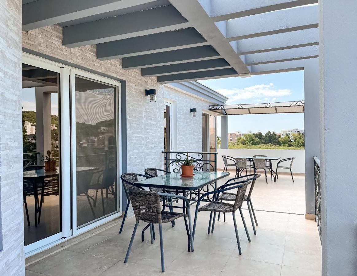 Rejhan Totti Ulcinj Exterior photo