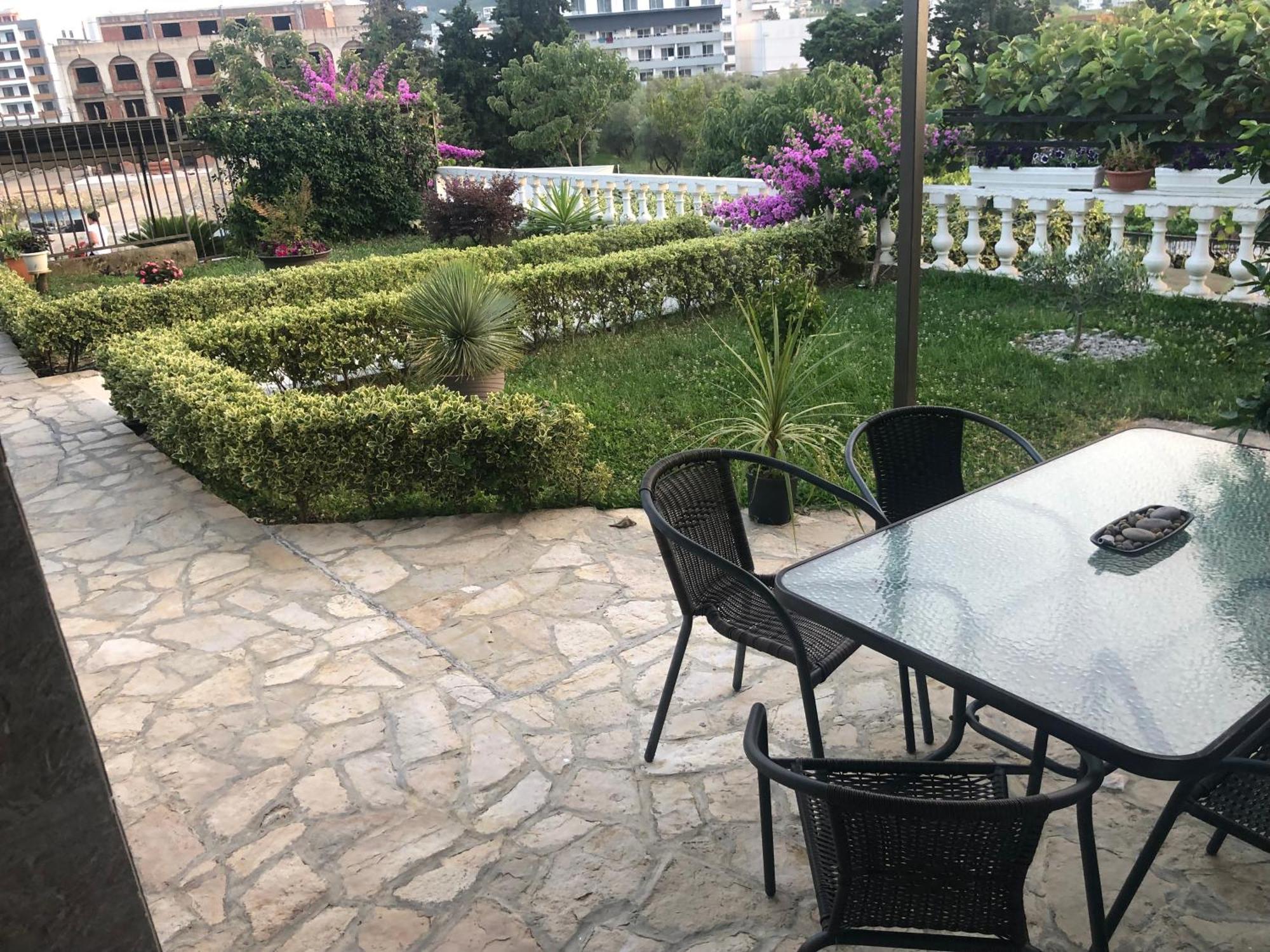 Rejhan Totti Ulcinj Exterior photo